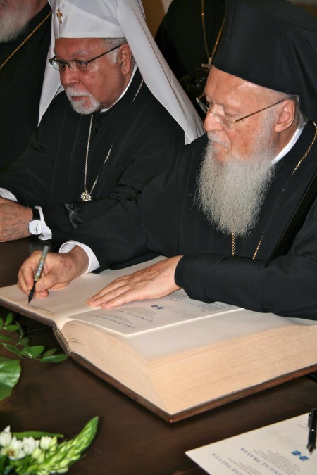 Patriarh Bartolomeus ja metropoliit Stefanus Toomkirikus (Foto A.Tuhkru)